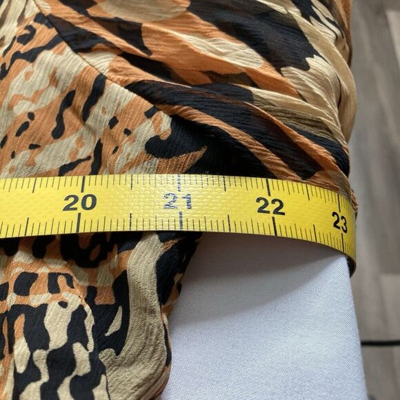 Bob Mackie Abstract Orange and Brown Blouse - Picture 10 of 11